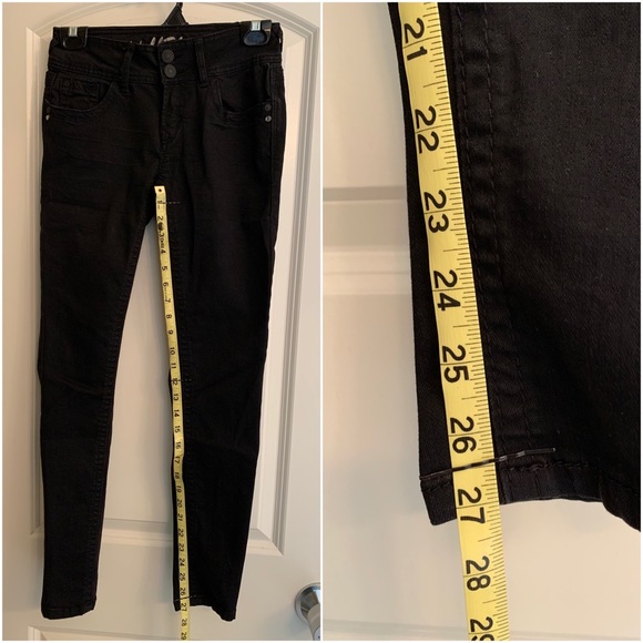 Wallflower Luscious Curvy Insta Stretch Skinny Jeans | Black | Size 1 | NWOT - Picture 3 of 4